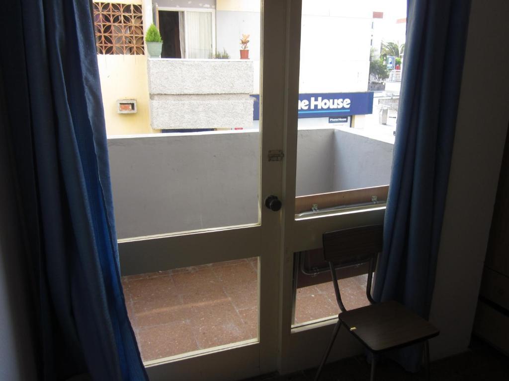 Hostal Casa De Huespedes San Fernando - Adults Only 플라야 델 잉글스 객실 사진