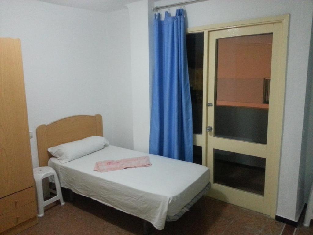 Hostal Casa De Huespedes San Fernando - Adults Only 플라야 델 잉글스 객실 사진